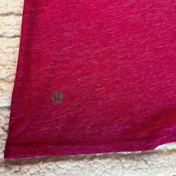 Lululemon Align Tank Top, Pink Heathered Amala |Shelf Bra |Yoga/Workout | Size 4 - Picture 4 of 5